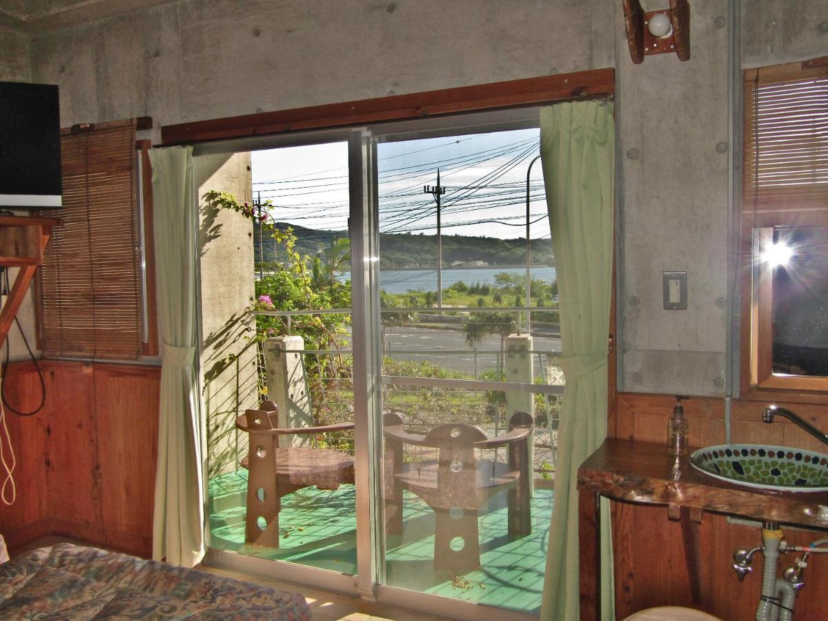 Buzz Resort Onna Dış mekan fotoğraf