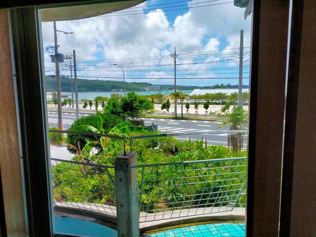 Buzz Resort Onna Dış mekan fotoğraf
